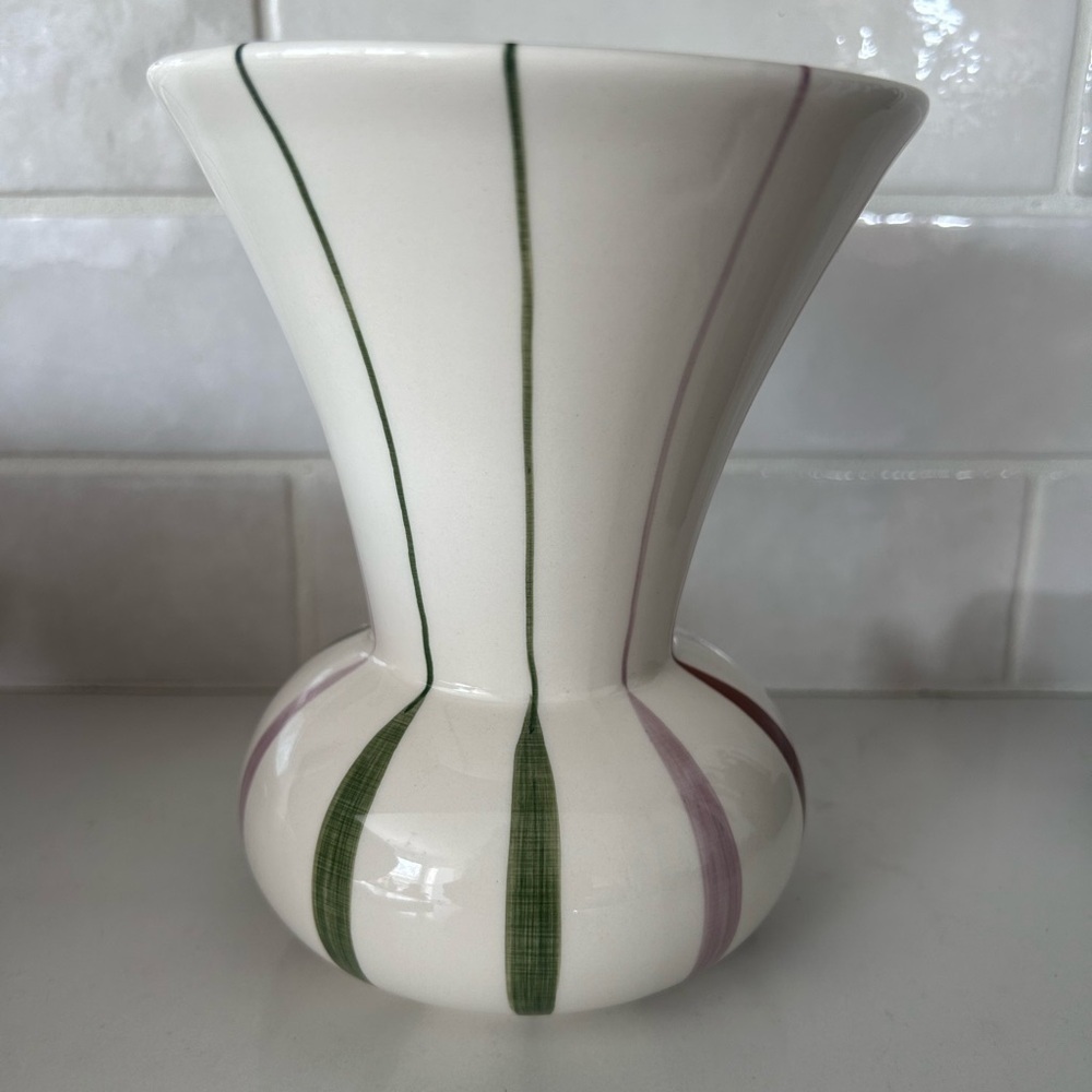 Kahler Signature Handpainted Vase Stoneware Designed by Meyer-Lavigne - Picture 8 of 8